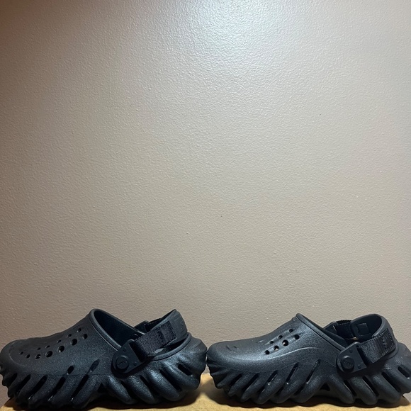 Crocs - Picture 3 of 7